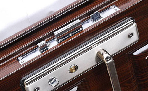 带岭24小时上门开锁公司