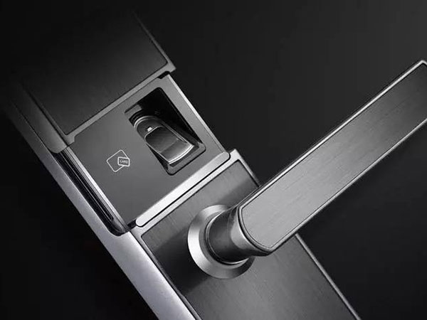 带岭24小时上门开锁公司